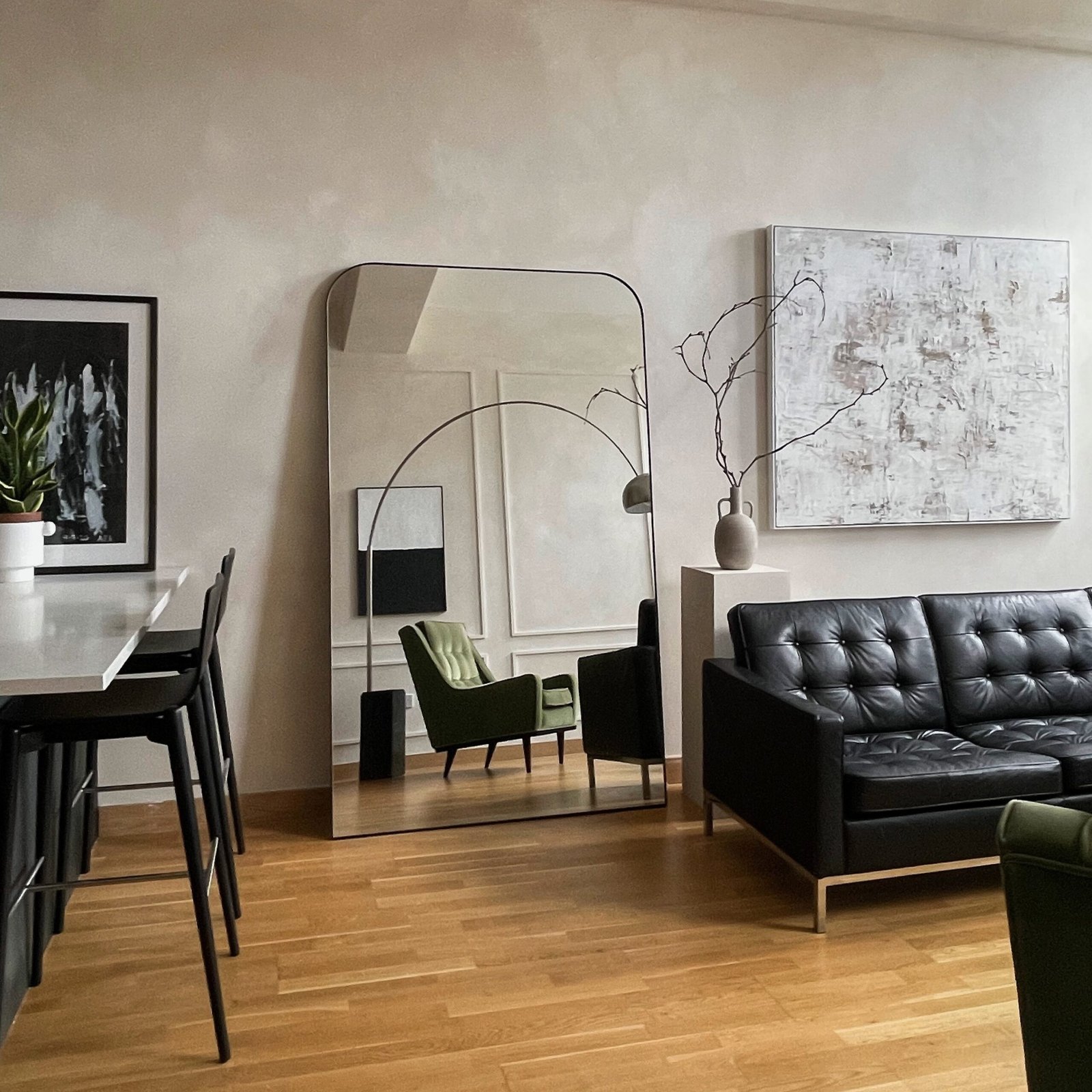 Theo - Full Length Black Curved Metal Extra Large Mirror 200cm x 120cm - Image 2